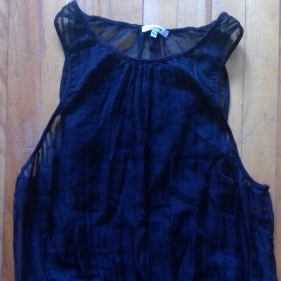 Girl's top 12 - Picture 1 of 3